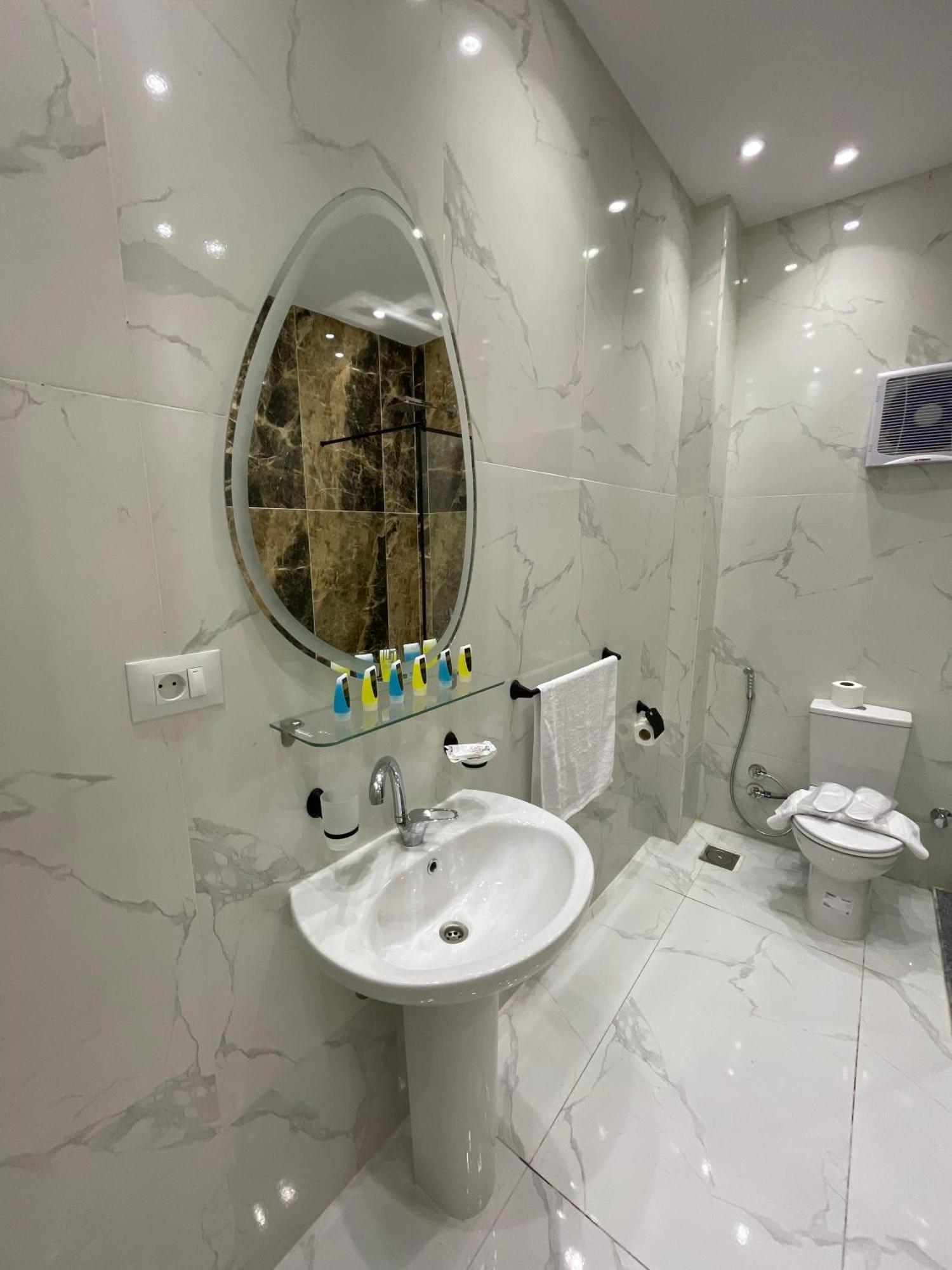 New Glamour Pyramids Hotel Kafrat al Jabal ภายนอก รูปภาพ