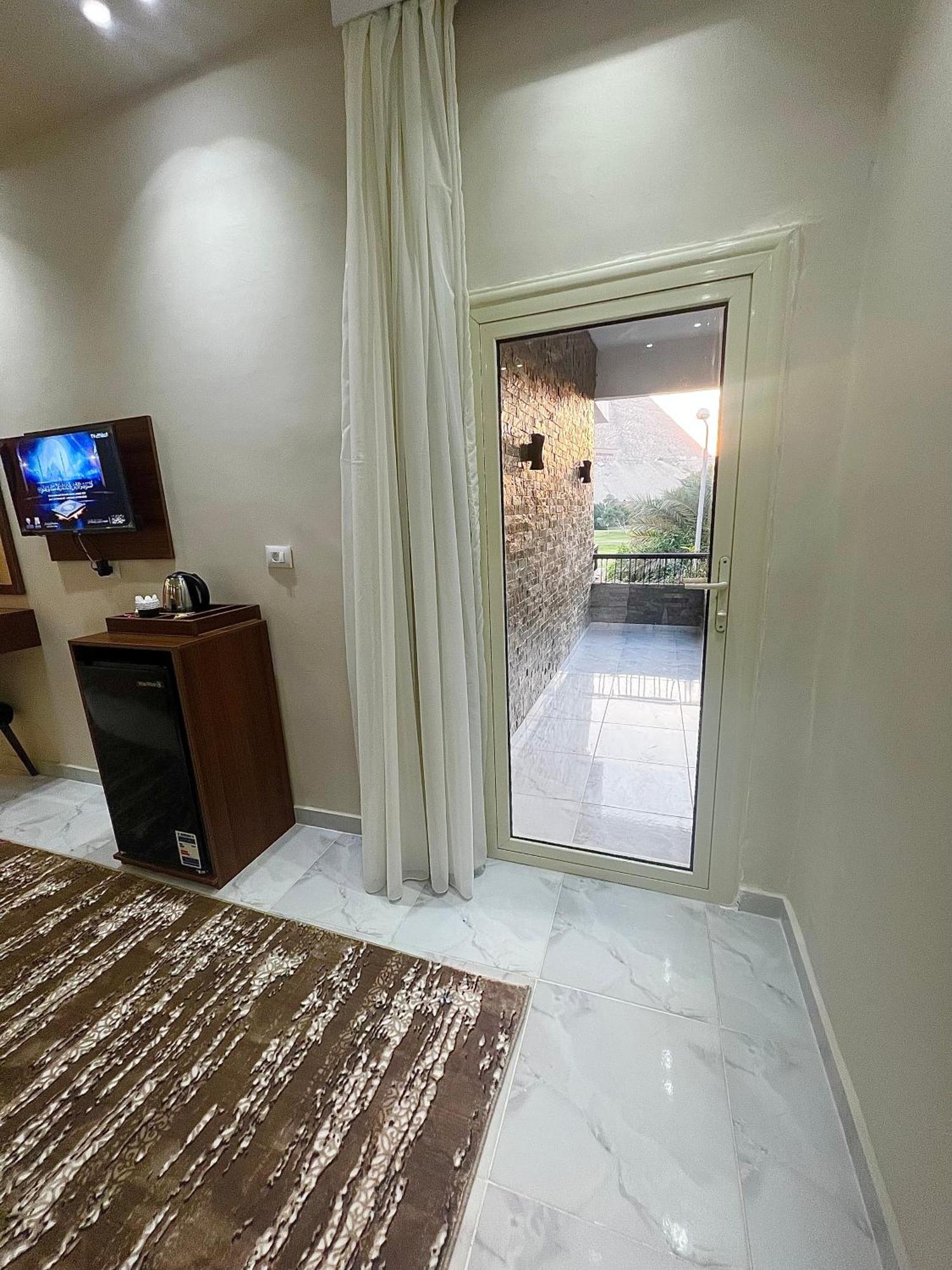 New Glamour Pyramids Hotel Kafrat al Jabal ภายนอก รูปภาพ